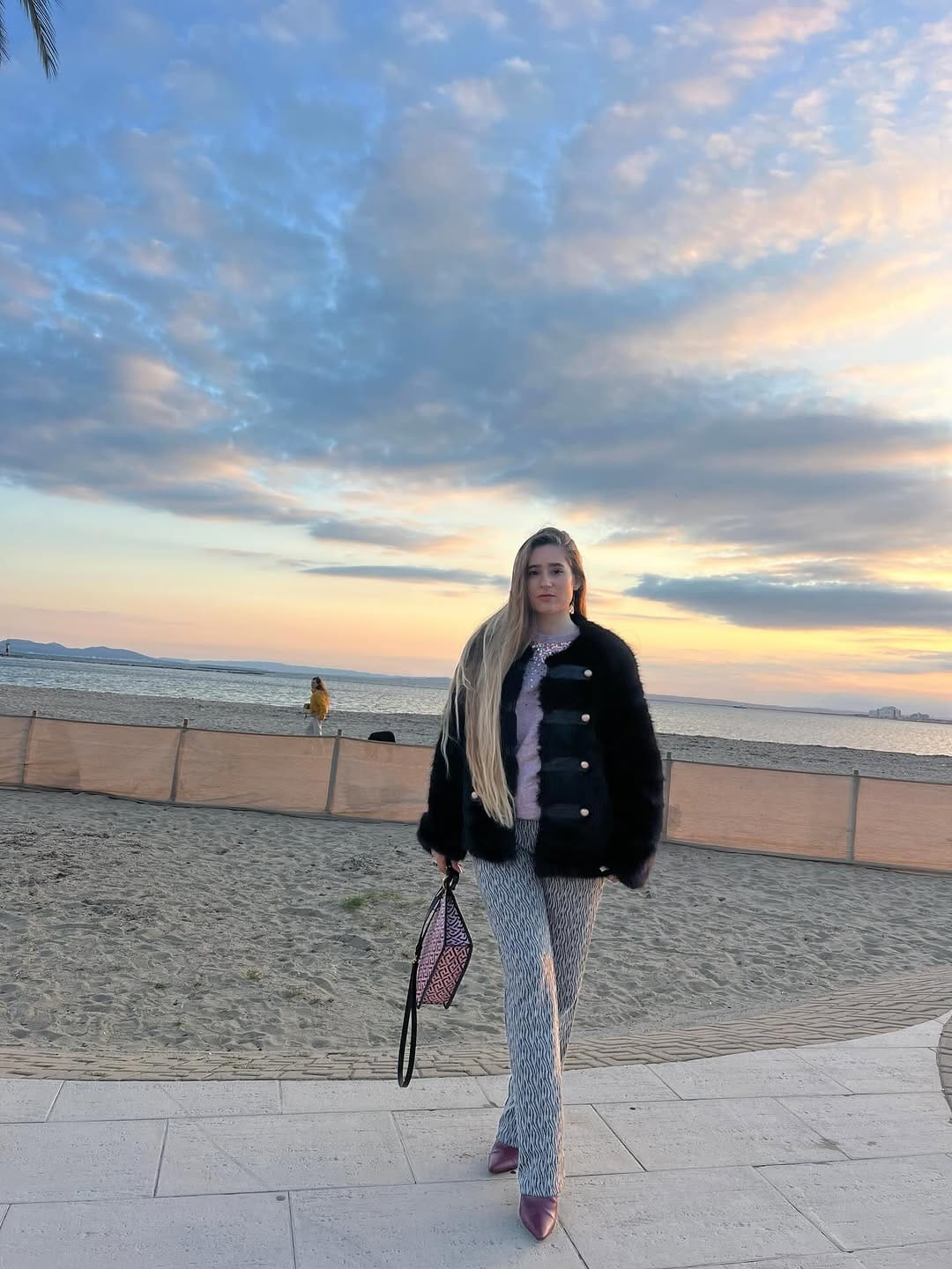 Post 4 by Maricel roura on Instagram (image)