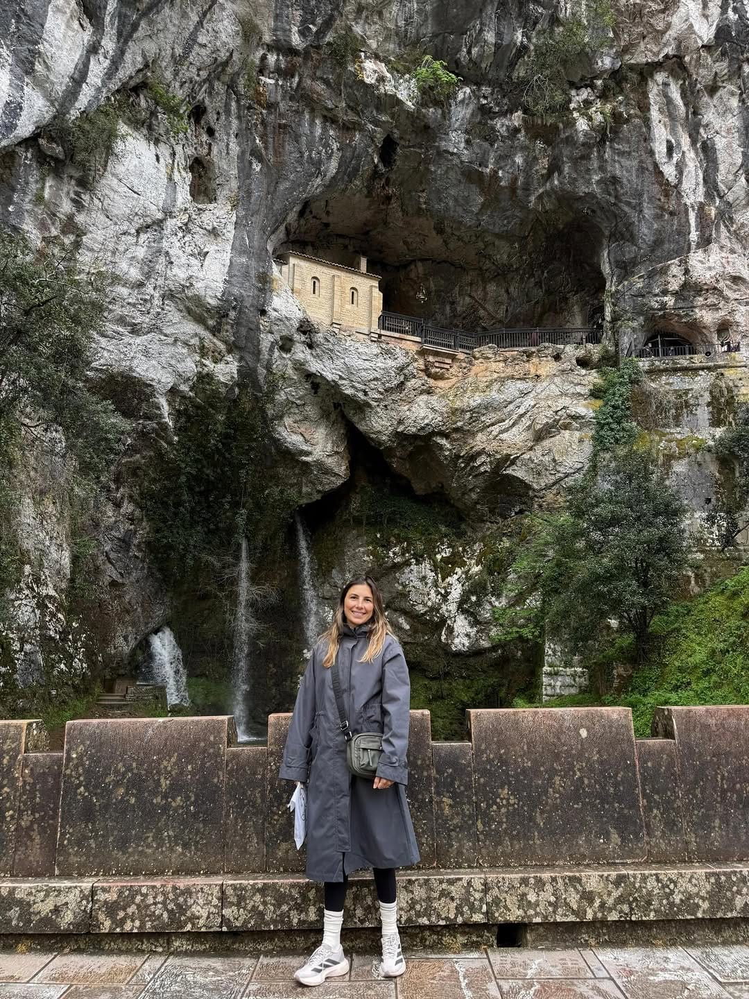 Post 8 by Meli Berger ❂ / Energy Coach & Wellbeing on Instagram (carousel)