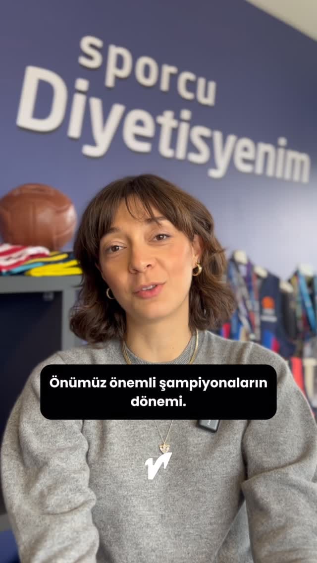 Post 6 by Gözde Nur Artıkoğlu on Instagram (video)