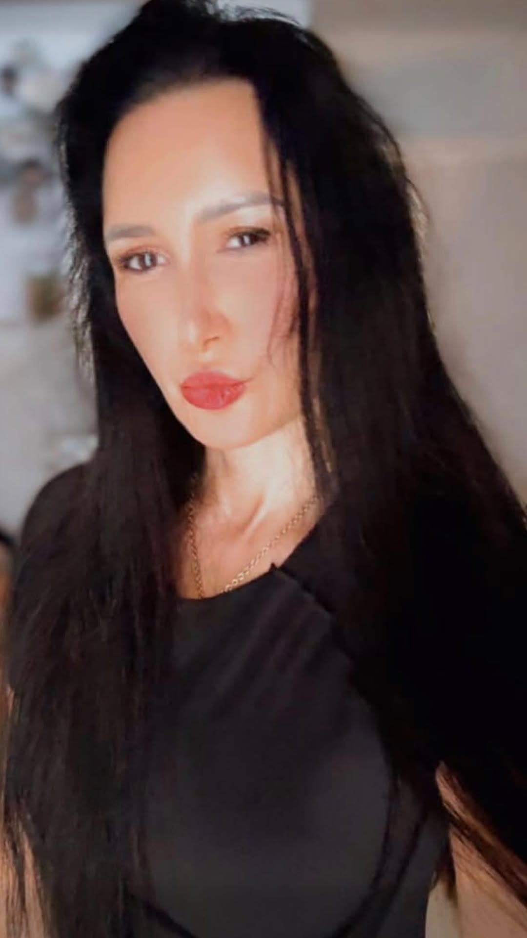 Post 5 by Yulia Basova on Instagram (video)