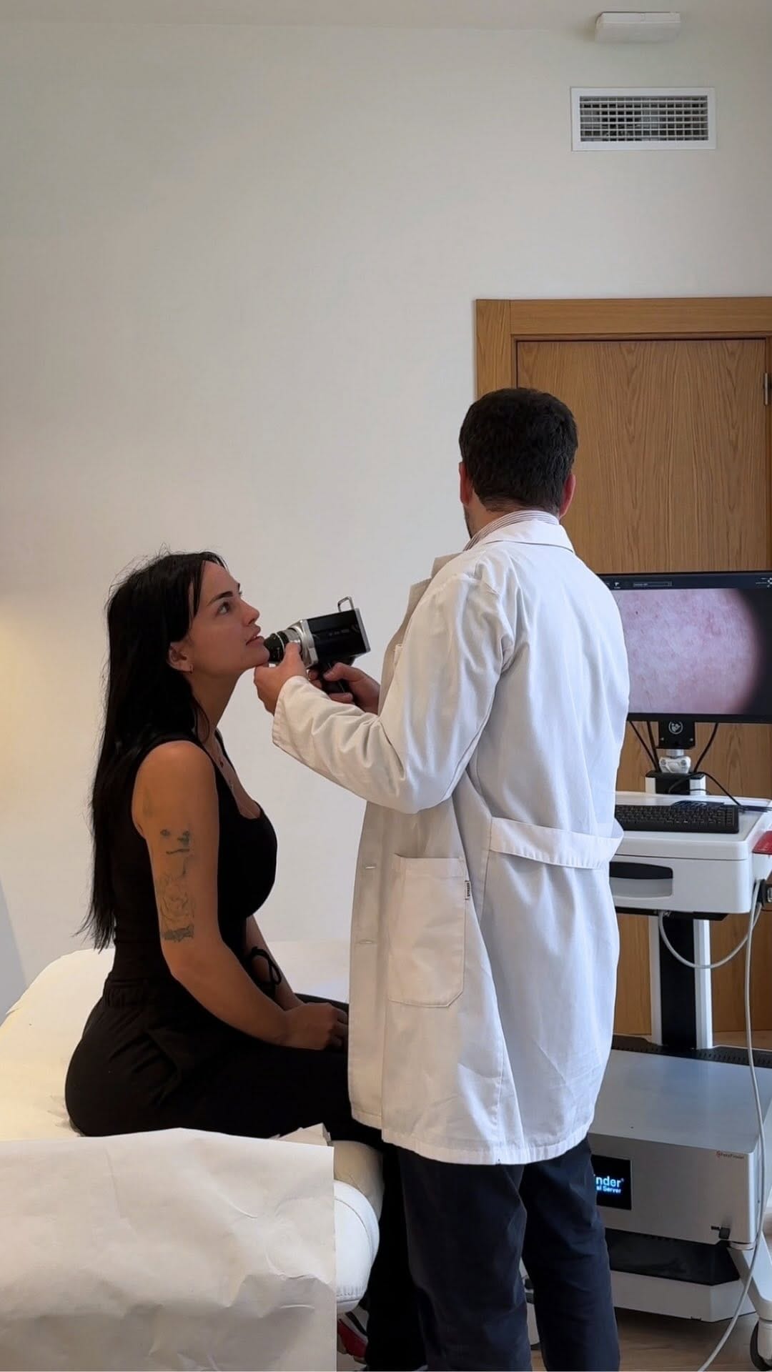 Post 2 by Dr. Ferran Ballescá on Instagram (video)