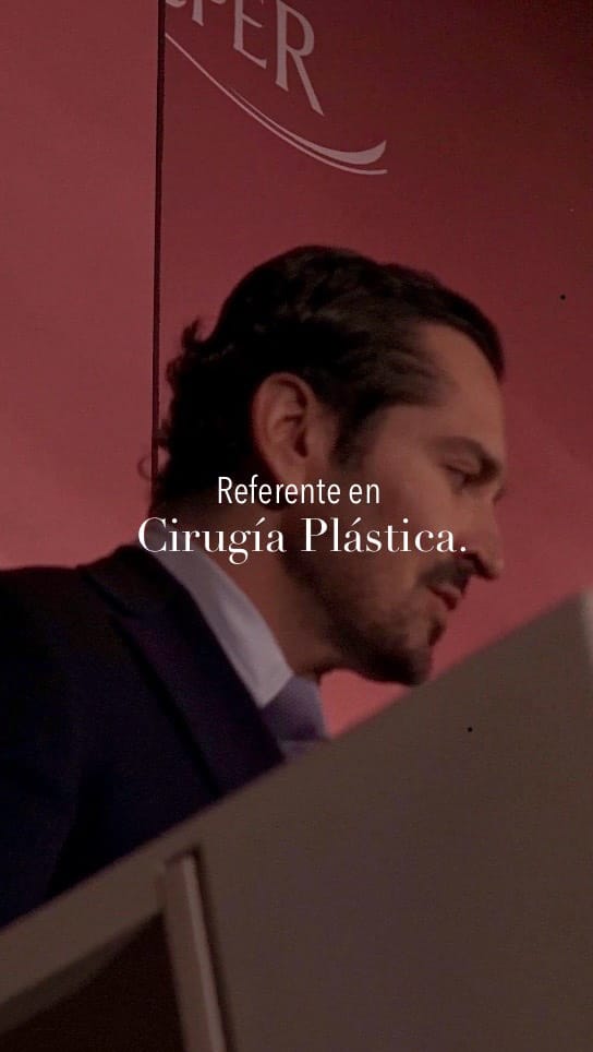 Post 8 by Dr Gustavo Jiménez Cirujano Plástico on Instagram (video)
