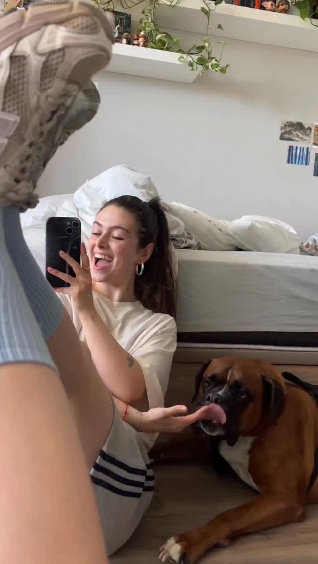 Post 6 by Laura Bernaal🌼 on Instagram (video)