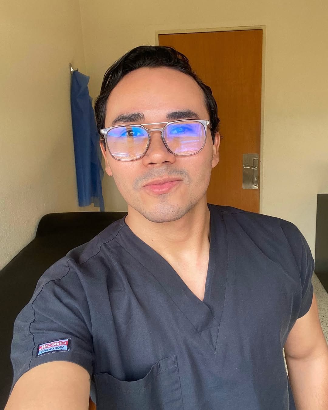 Post 2 by Dr. Juan Carlos Suarez on Instagram (image)