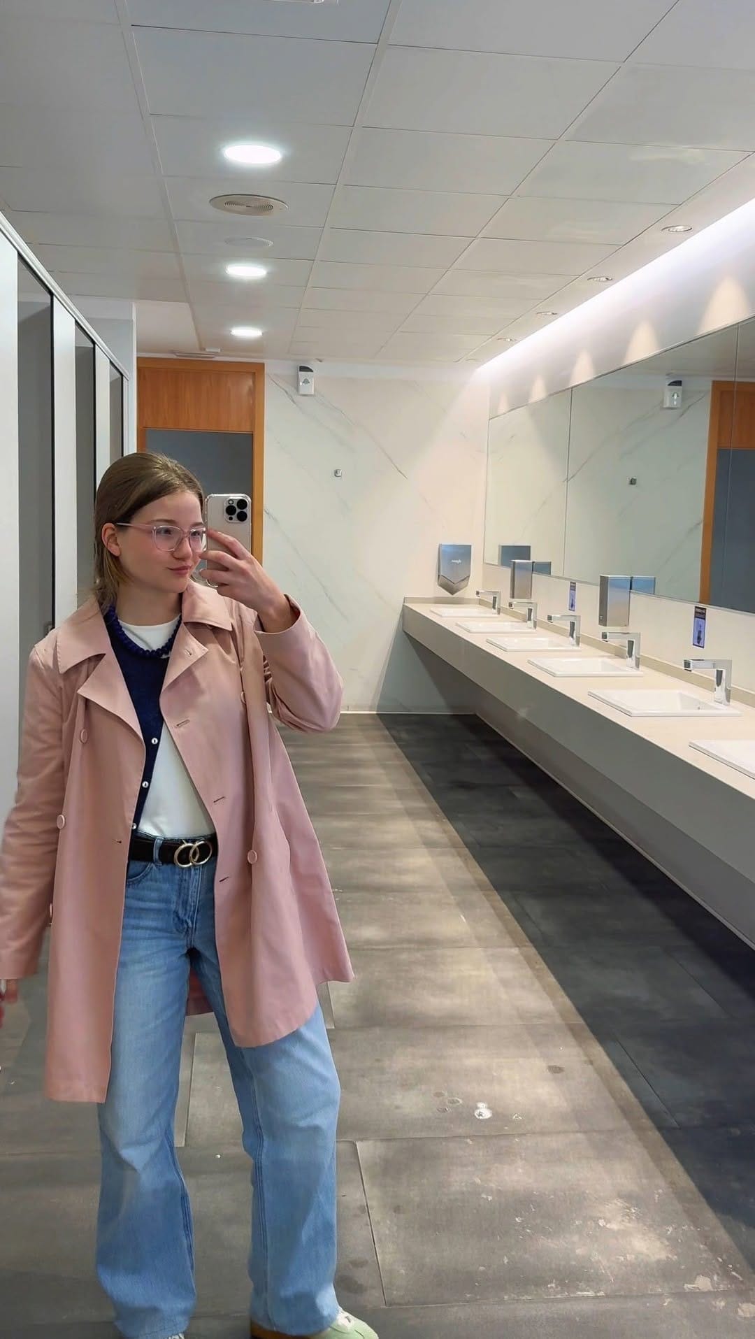 Post 10 by lucía goiri on Instagram (video)