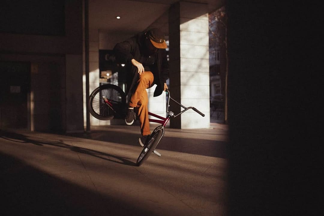 Post 10 by Alberto Moya on Instagram (image)