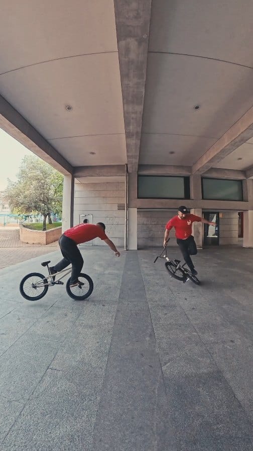 Post 4 by Alberto Moya on Instagram (video)