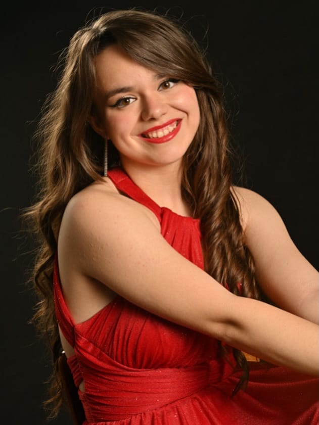 Post 4 by Lucía García Guerrero | Soprano on Instagram (image)