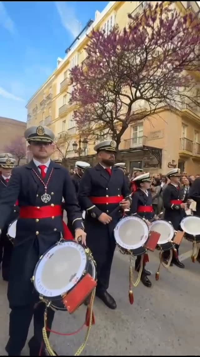 Post 3 by 🥁 AL SON DEL TAMBOR 🥁 on Instagram (video)