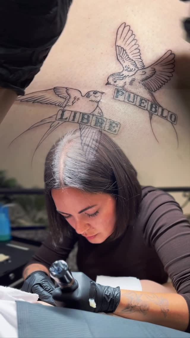 Post 4 by AnaSico Tattoo on Instagram (video)