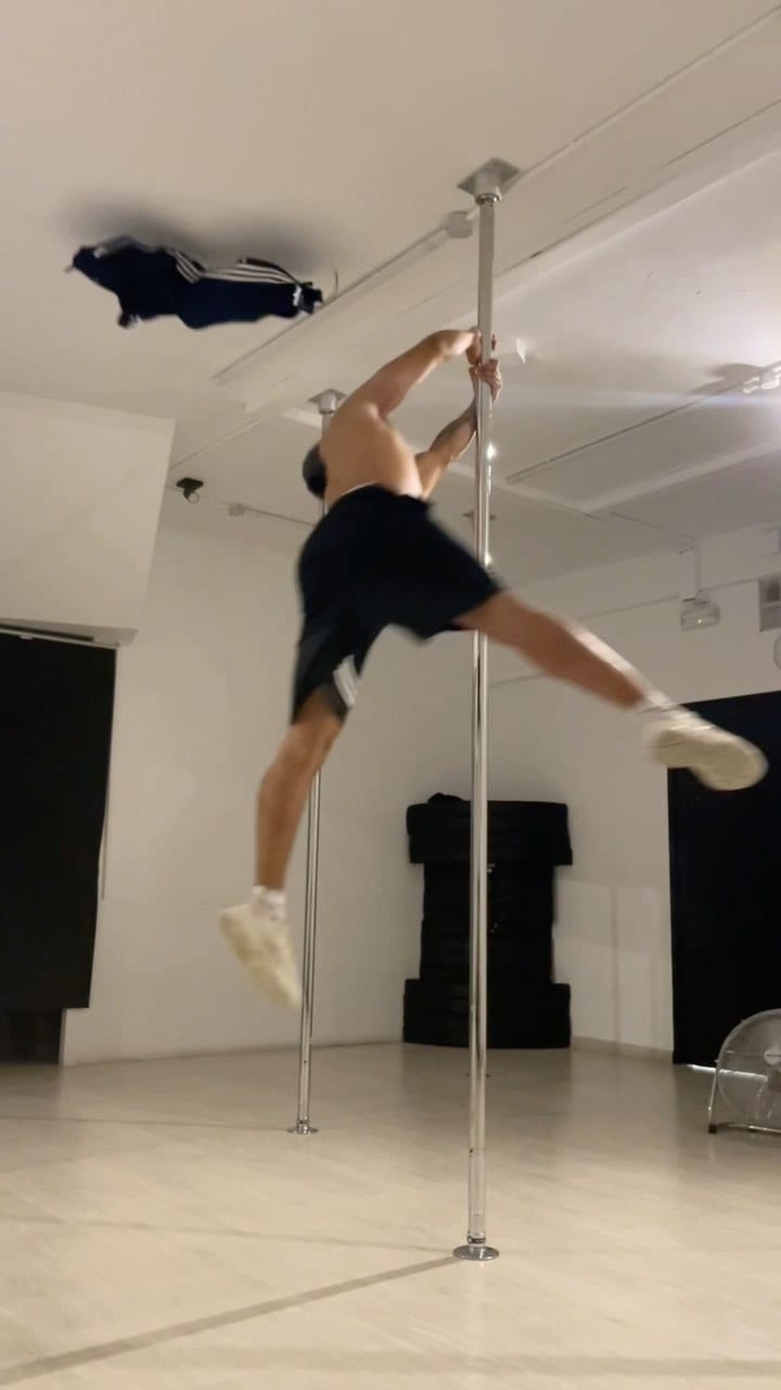 Post 10 by Andres Gomez Jimenez on Instagram (video)