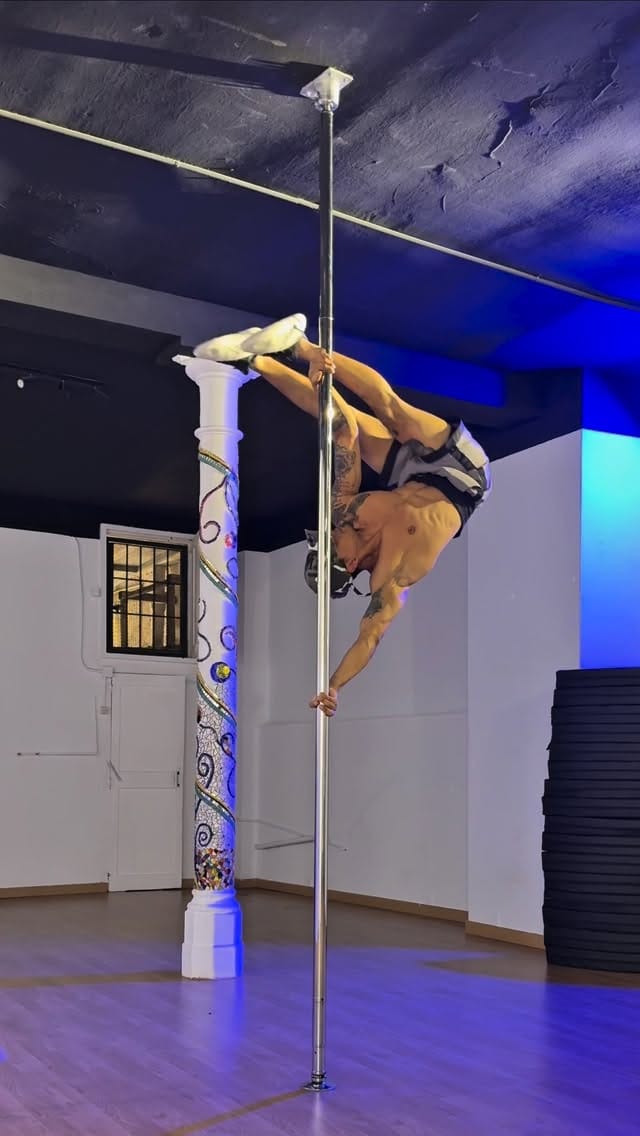Post 3 by Andres Gomez Jimenez on Instagram (video)