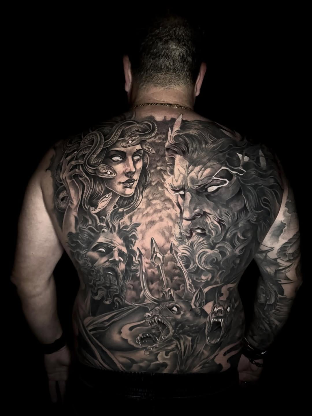 Post 7 by Leo Barrachina | Tatuador on Instagram (carousel)