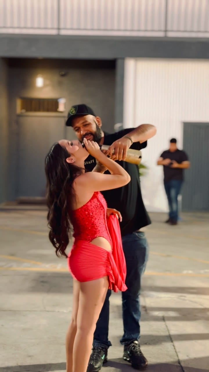 Post 10 by GRUPO J4⚡️ on Instagram (video)