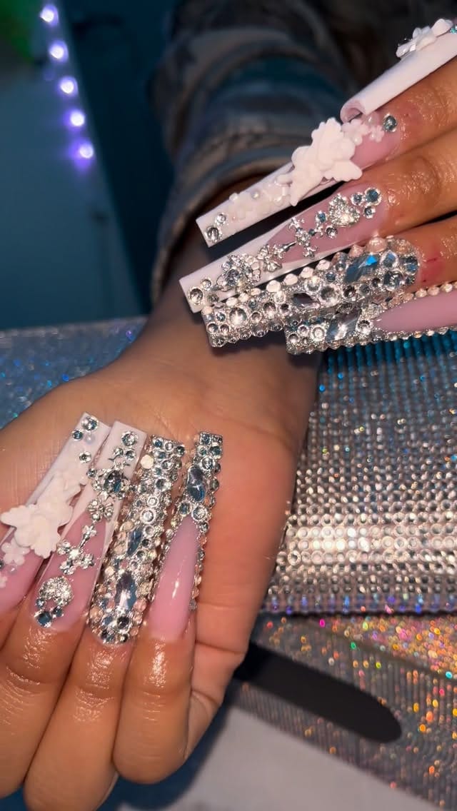 Post 6 by San Bernardino, CA📍ACRYLIC, GELX, PEDICURES 🎀 on Instagram (video)