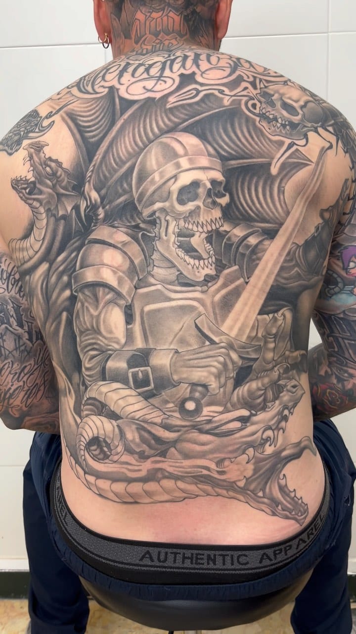 Post 2 by keros on Instagram (video)