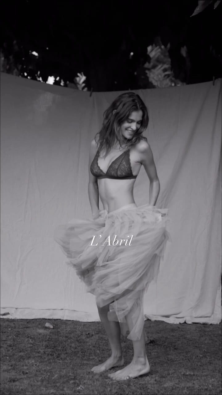 Post 10 by Abril Garcia🌙 on Instagram (video)