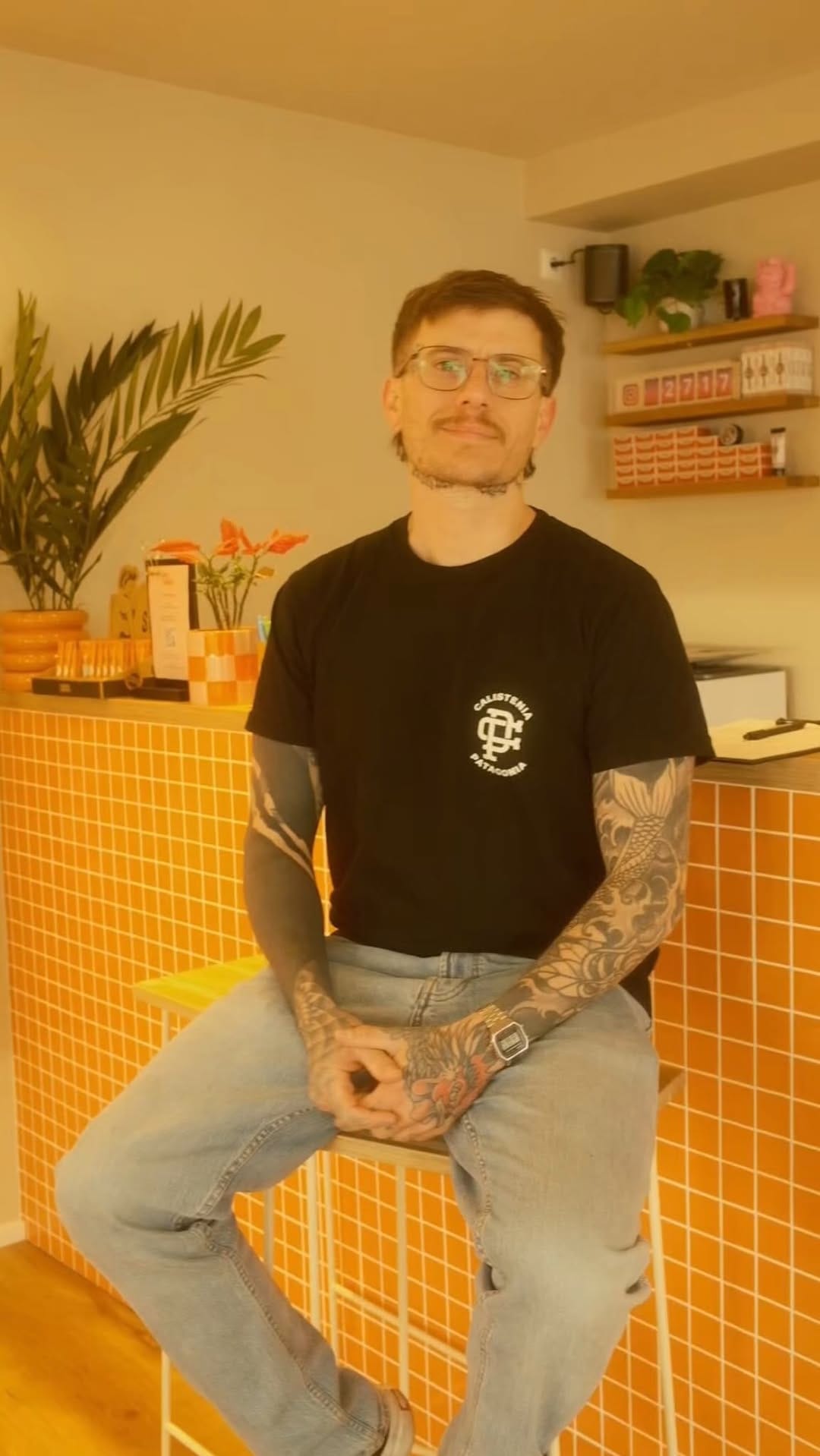 Post 6 by Santiago Richter • Tattoo Artist on Instagram (video)
