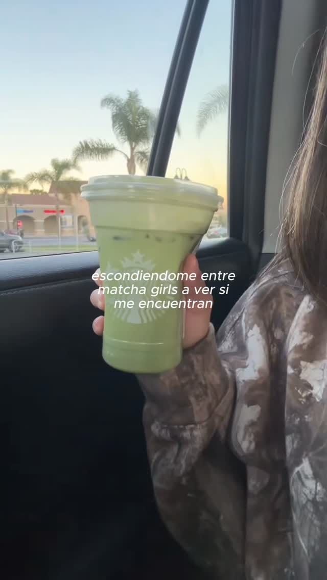 Post 2 by Selena Milán on Instagram (video)