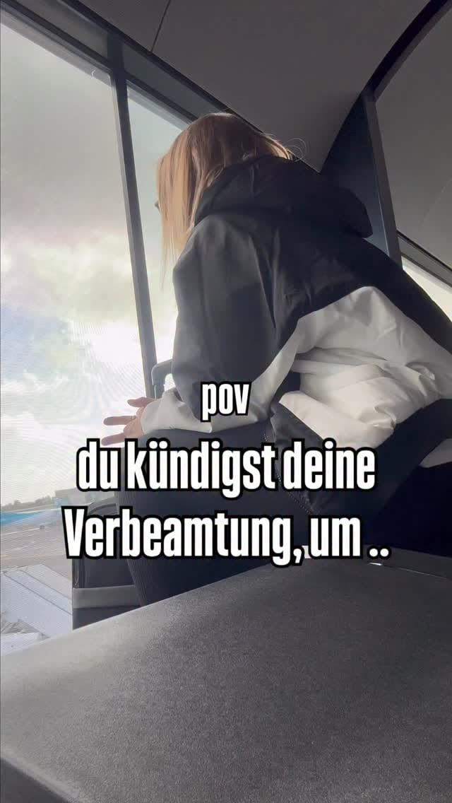 Post 9 by 𝗺𝗶𝗻𝗻𝗶𝗲 𝗿𝗼𝗰𝗸 on Instagram (video)
