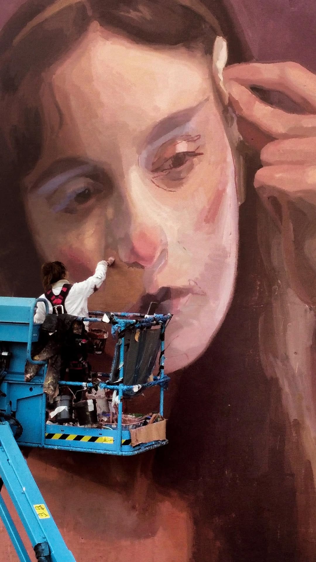 Post 7 by Elisa Capdevila on Instagram (video)