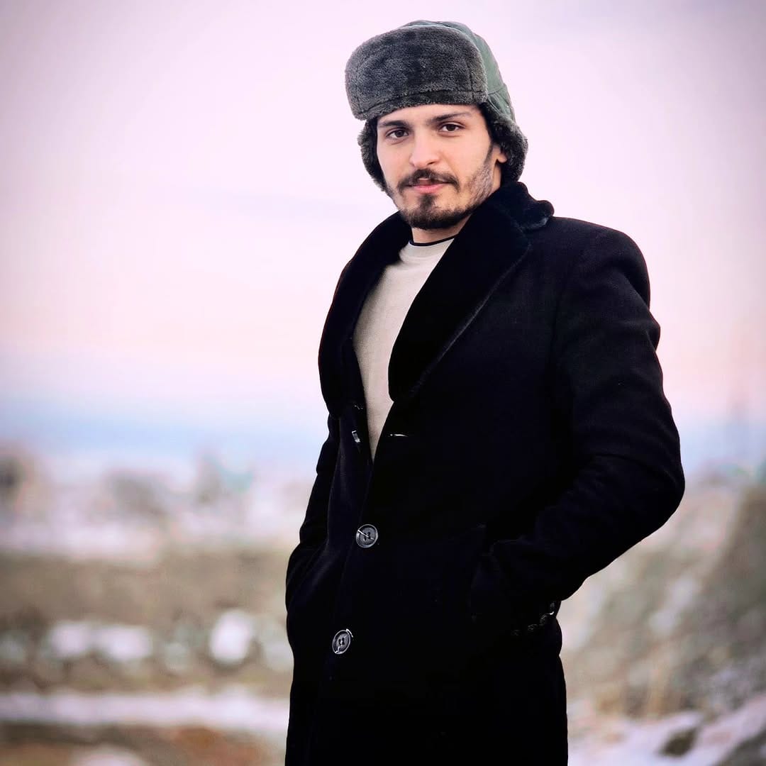 Post 5 by Ahmad Delavari | احمد دلاوری on Instagram (image)