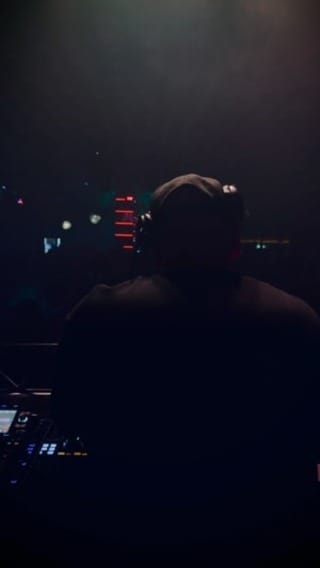 Post 5 by Jhose Angel ®️ on Instagram (video)