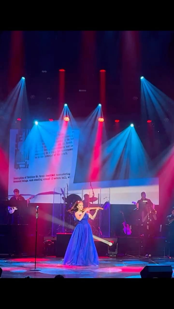 Post 2 by ELY LEE on Instagram (video)