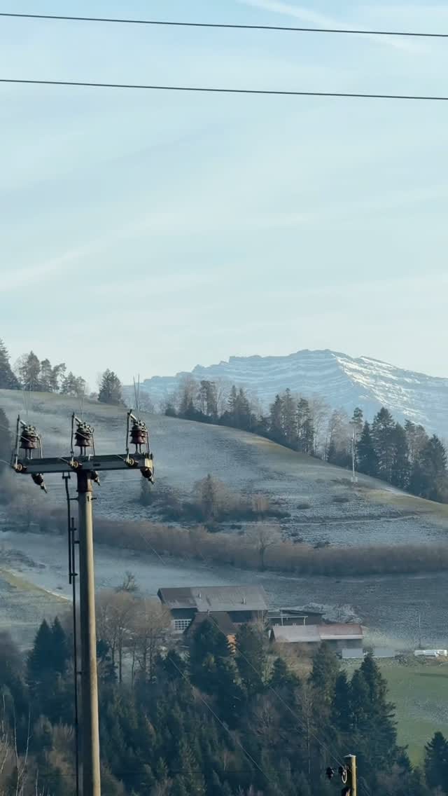 Post 1 by Raquel Maes 🦦 on Instagram (video)