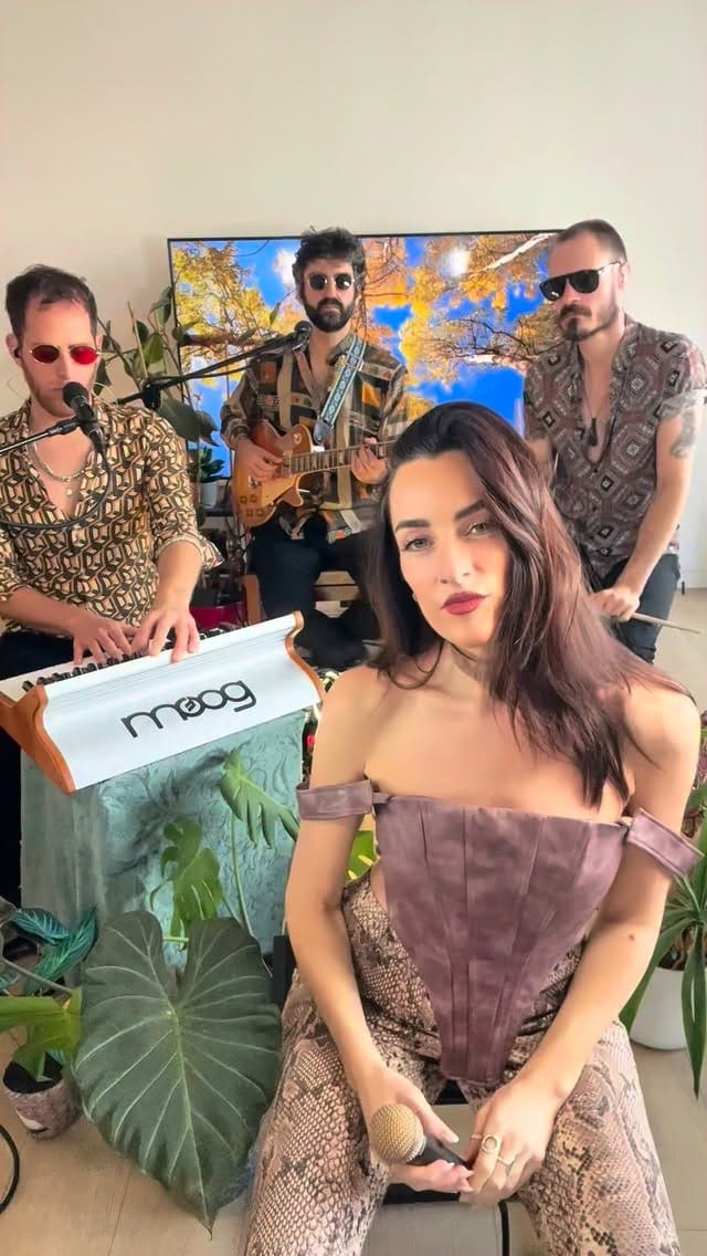 Post 3 by Rebecca Houlihan Singer on Instagram (video)