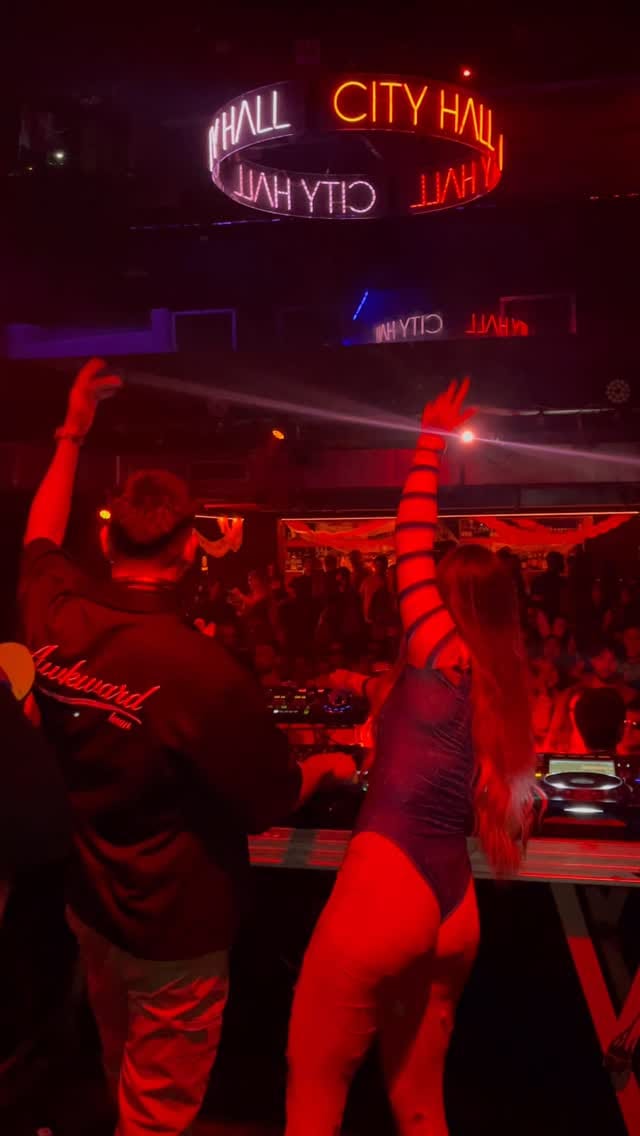 Post 8 by Andrea Ochoa Djdancer 🎵💃🏼 on Instagram (video)