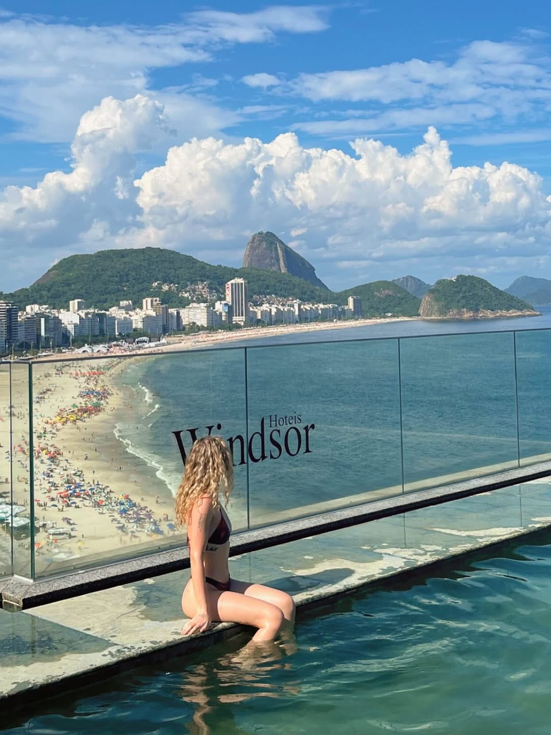Post 4 by Isabela Power 💫 on Instagram (carousel)