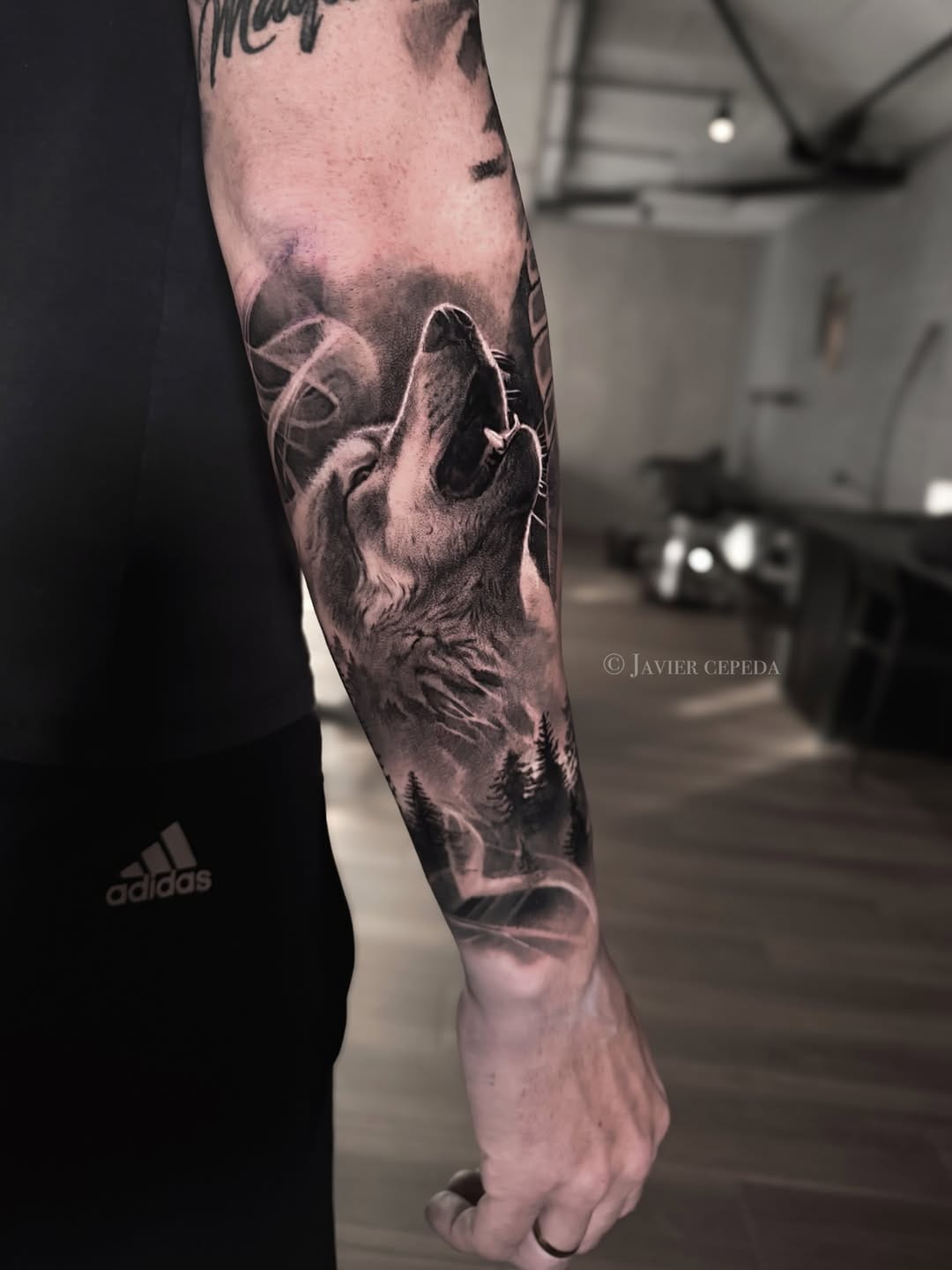 Post 4 by 𝐉𝐚𝐯𝐢𝐞𝐫 𝐂𝐞𝐩𝐞𝐝𝐚 | 𝐓𝐚𝐭𝐭𝐨𝐨 on Instagram (carousel)