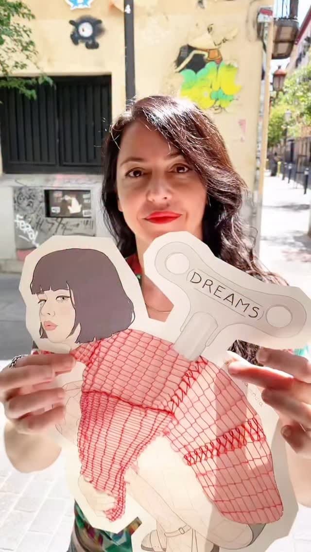 Post 5 by 🅲🆁🅸🆂   🆅🅰🅻🅴🅽🅲🅸🅰 on Instagram (video)