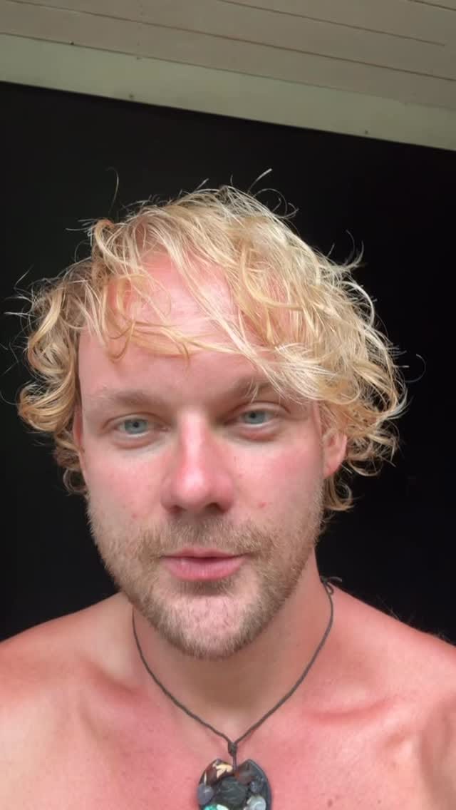 Post 3 by Hendrik Oviir on Instagram (video)