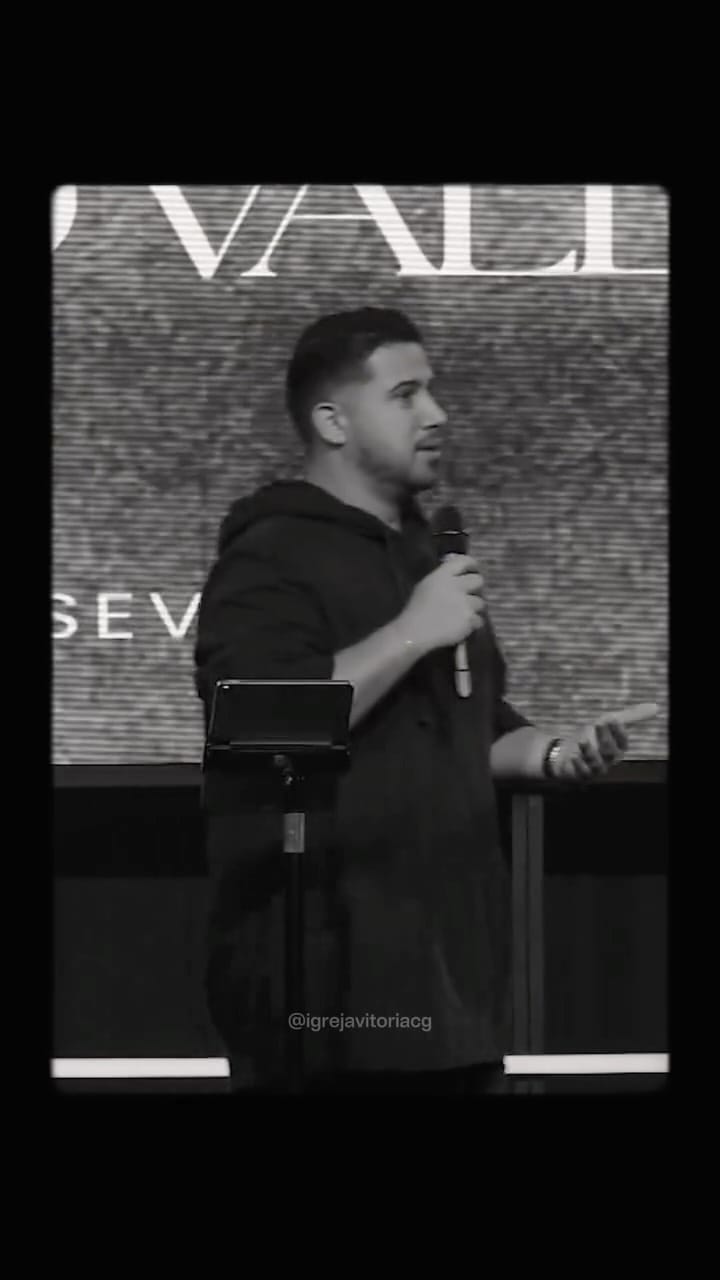 Post 4 by Heber Son on Instagram (video)