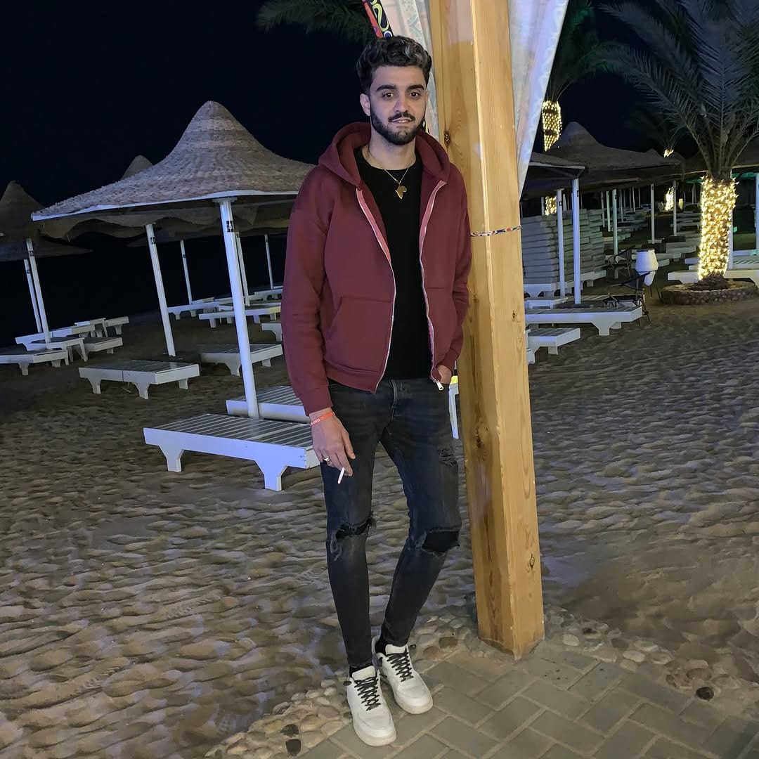 Post 3 by HAMEDO / حـمـيـدو 🔱🦁 on Instagram (carousel)