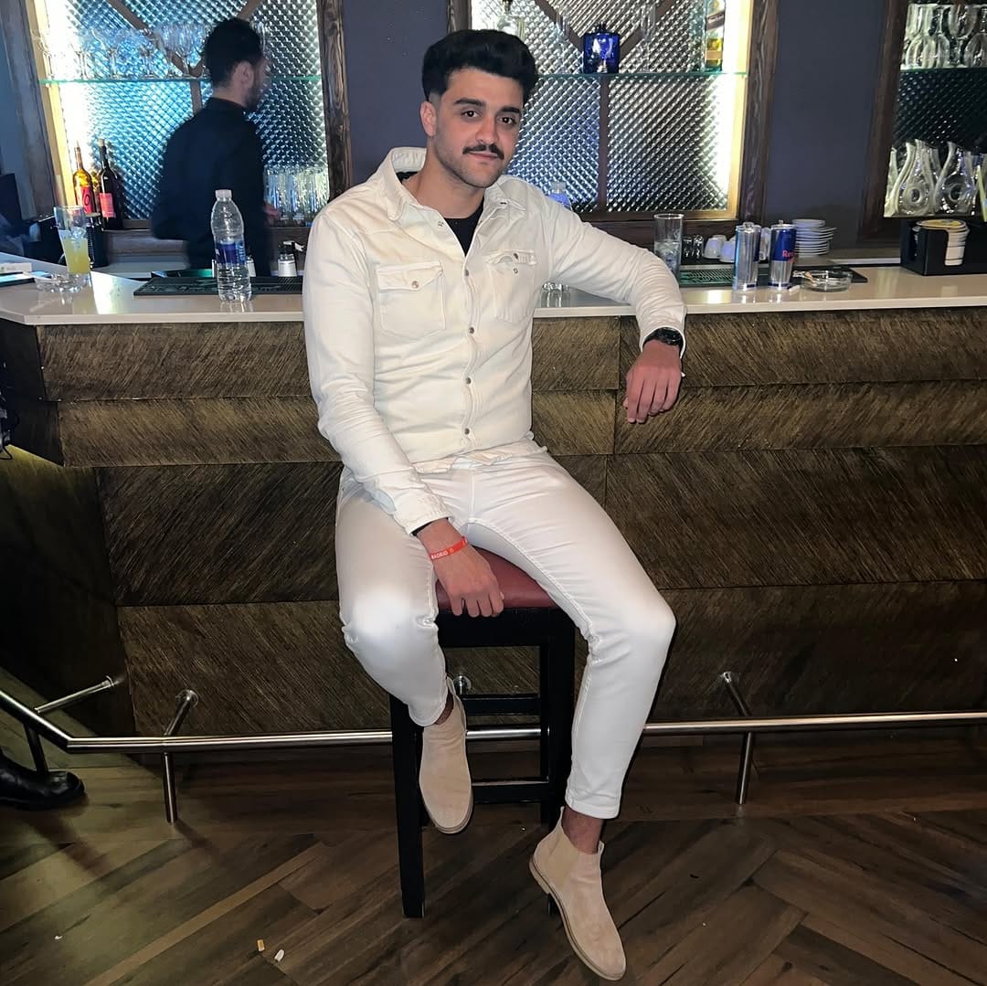 Post 8 by HAMEDO / حـمـيـدو 🔱🦁 on Instagram (carousel)