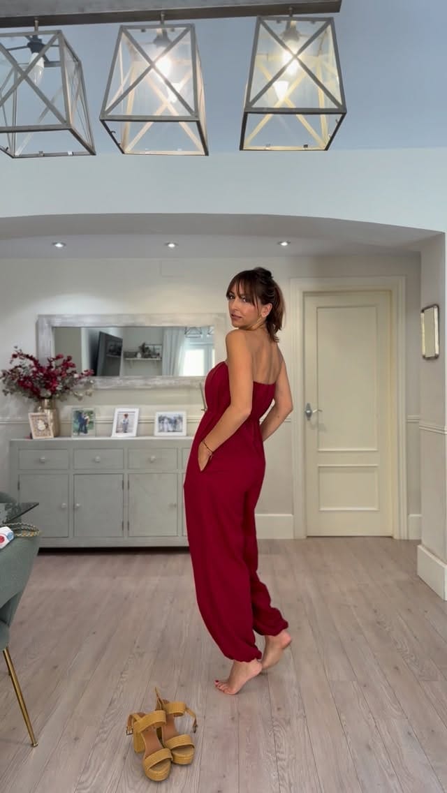 Post 4 by Ana M. González on Instagram (video)