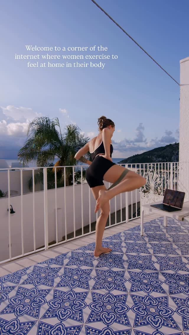 Post 4 by Kaylie | The Glow Method on Instagram (video)