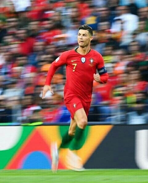 Post 2 by 🇮🇳🌬CR7 FOREVER🐺💨 on Instagram (image)