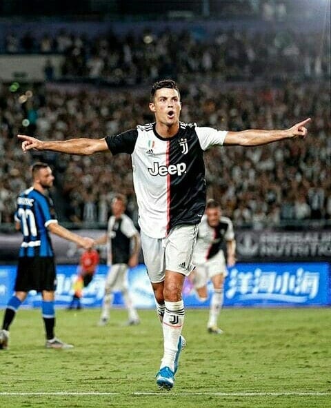 Post 5 by 🇮🇳🌬CR7 FOREVER🐺💨 on Instagram (image)