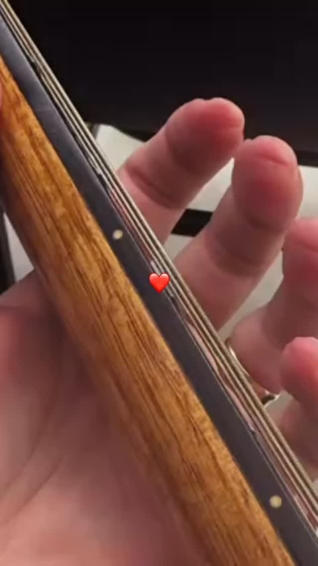 Post 2 by Cantar Pra Deus on Instagram (video)