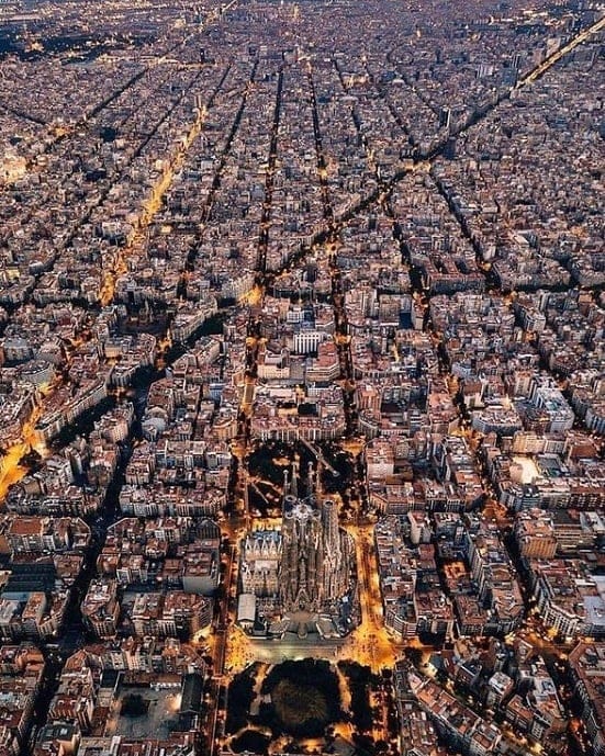 Post 3 by Best Barcelona Photos on Instagram (image)