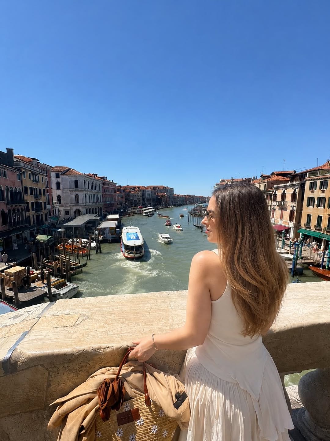 Post 6 by Silvia🎀 on Instagram (carousel)
