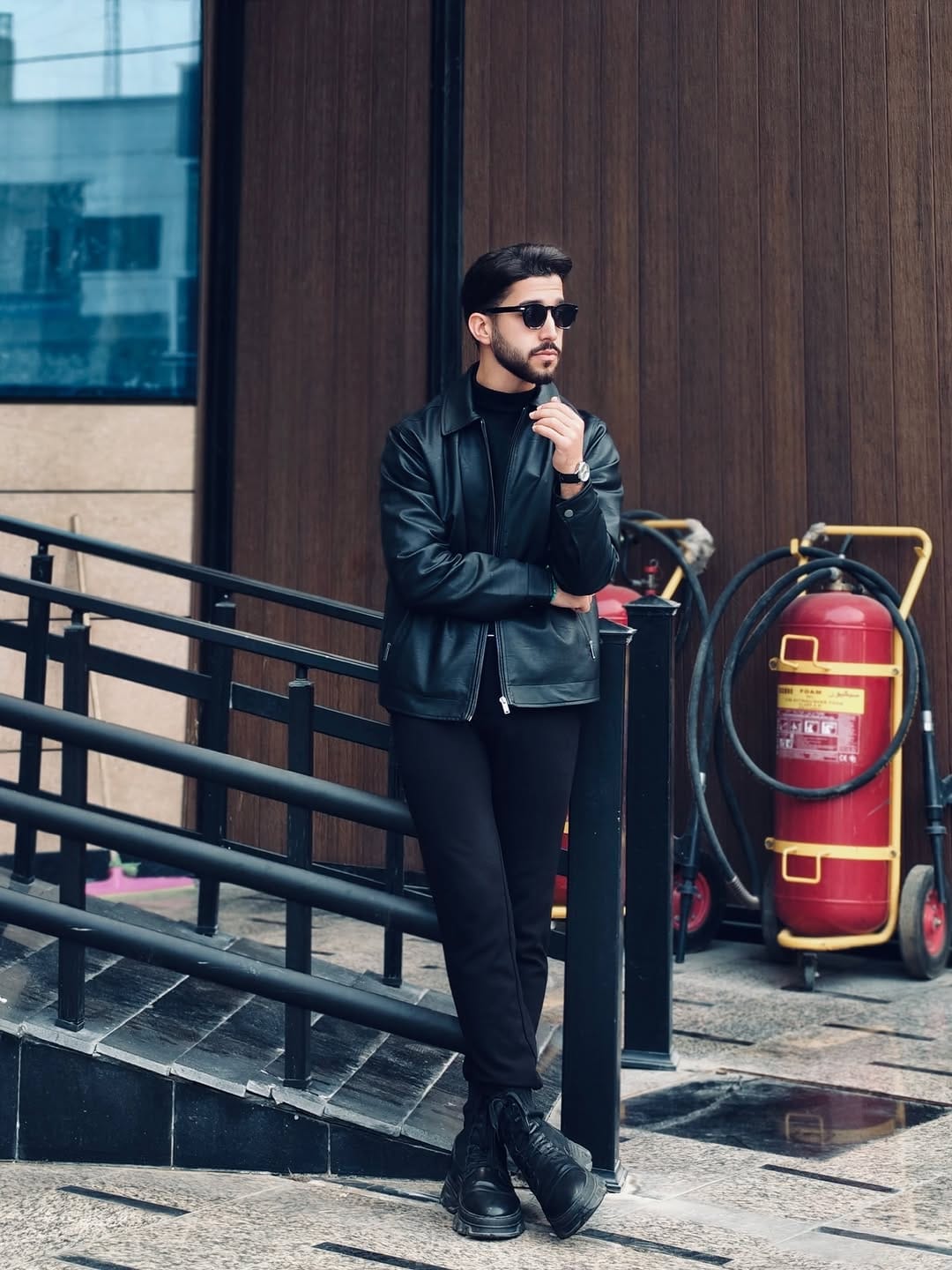 Post 9 by YASEN SALEH || ياسين صالح on Instagram (carousel)