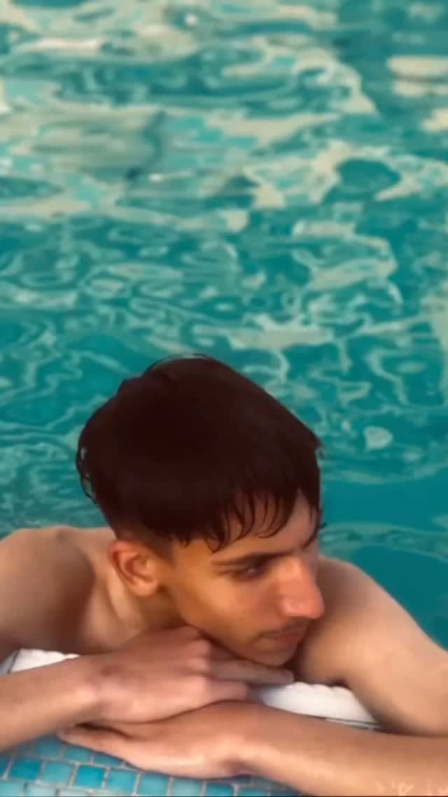Post 2 by Loulou🐐💎 on Instagram (video)