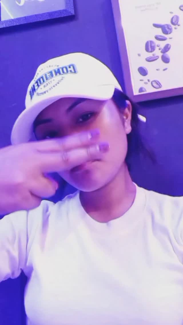 Post 7 by @momogirl on Instagram (video)