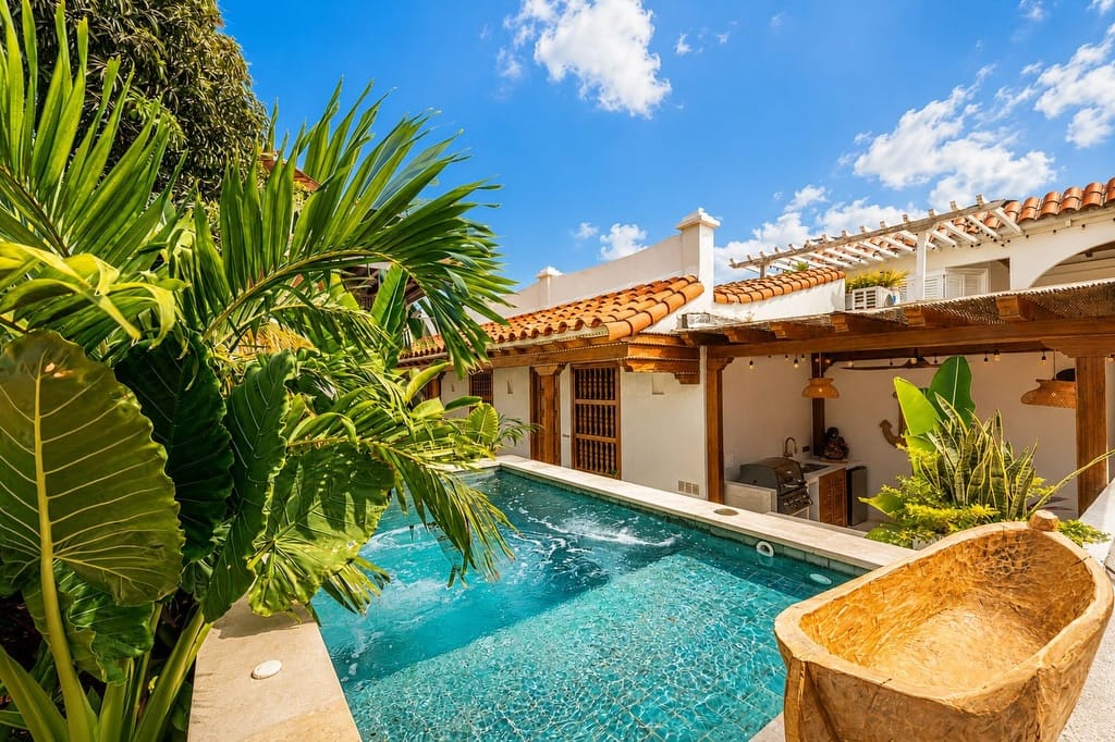 Post 3 by Cartagena Rentals Co. on Instagram (carousel)