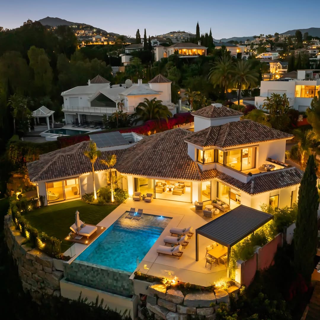 Post 4 by Mas Property Marbella on Instagram (carousel)